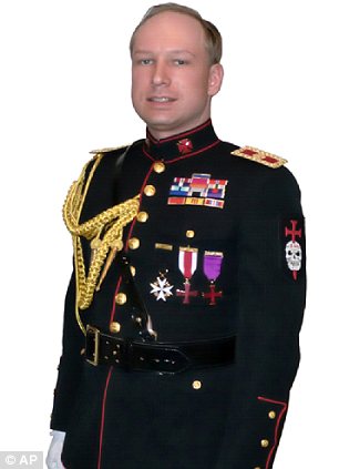 Breivik in Uniform