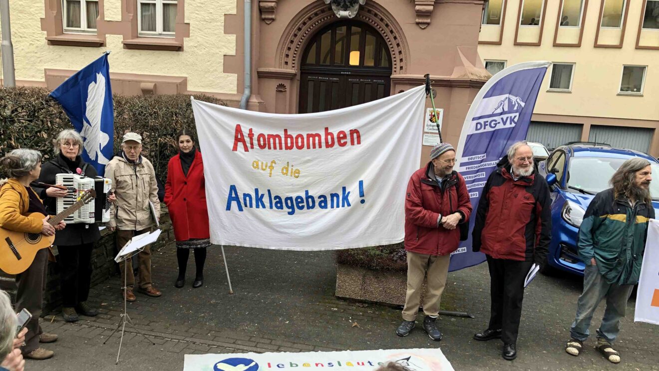 Deutschland: Atomwaffengegner auf der Anklagebank