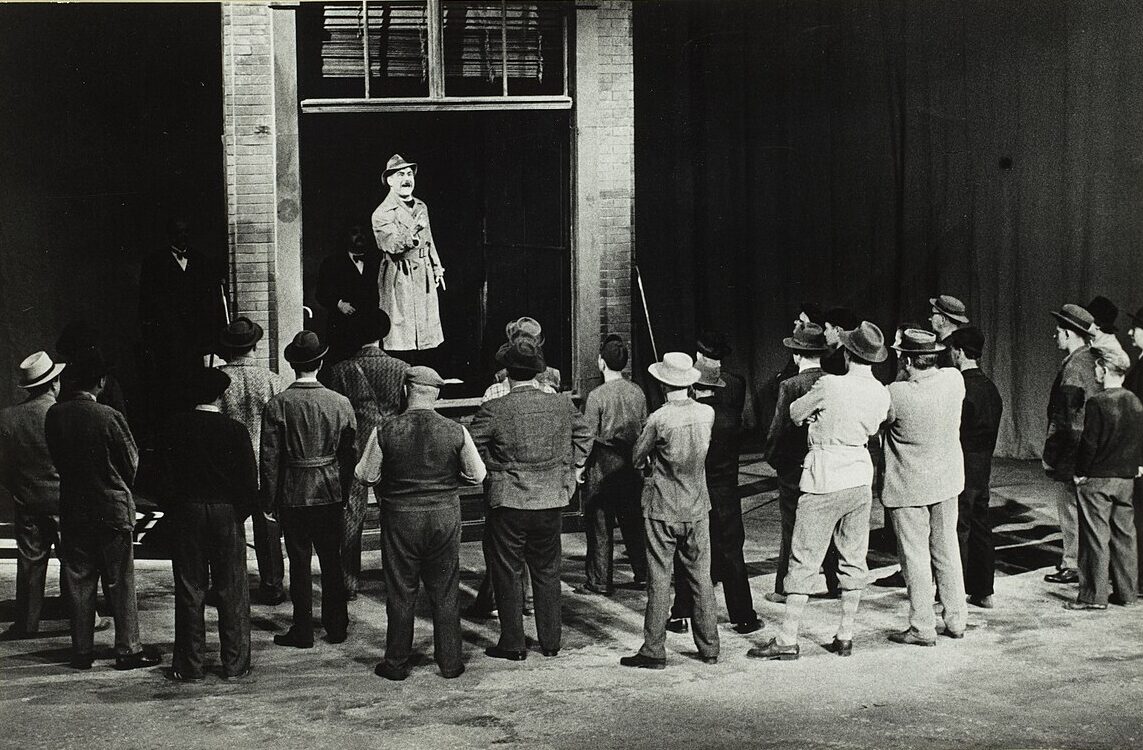 Der Schoß ist fruchtbar noch ...